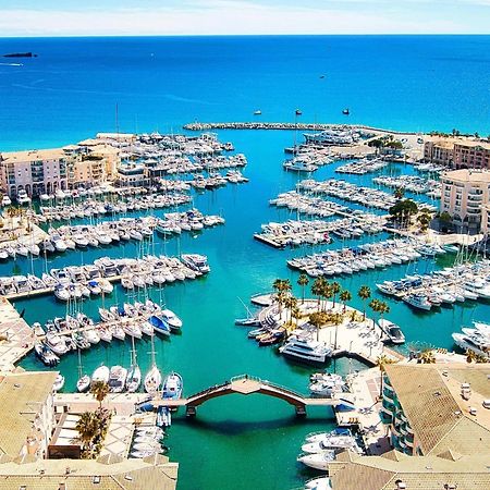 Charmant F2 à Port-Fréjus 2/4 personnes Esterno foto