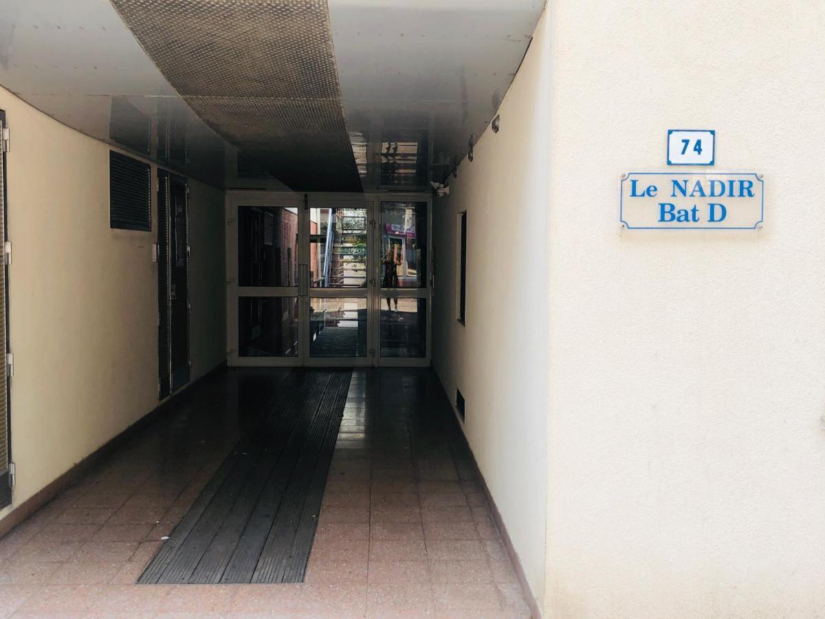 Charmant F2 à Port-Fréjus 2/4 personnes Esterno foto